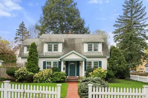 83 Prospect St, Newton, MA 02465