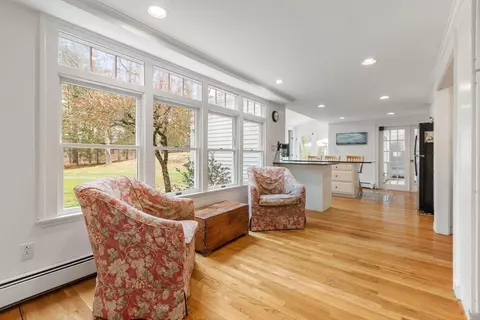 Entry Way - 28 Centre St, Dover, MA 02030 photo 2 of 5