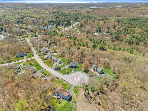 View/Area - 16 Alan Rd, Hudson, MA 01749 photo 3 of 4