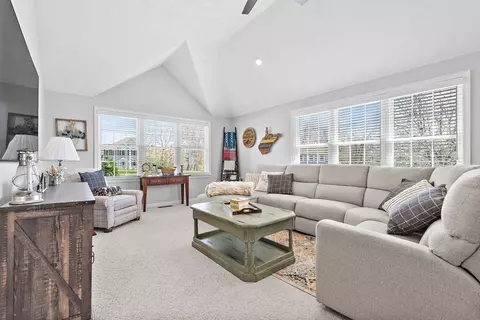 Living - 16 Alan Rd, Hudson, MA 01749 photo 1 of 1