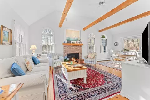 16 Carlton Rd, Orleans, MA 02653