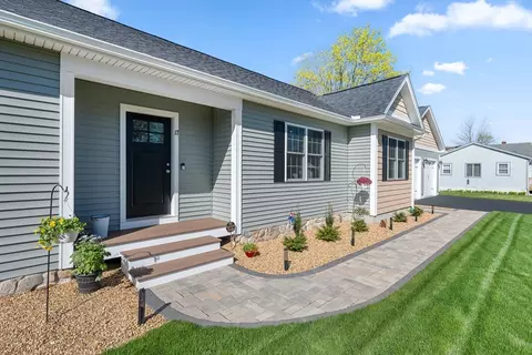 17 Brodeur Ave, Webster, MA 01570 photo 3