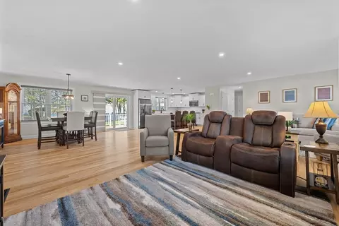 17 Brodeur Ave, Webster, MA 01570 photo 10