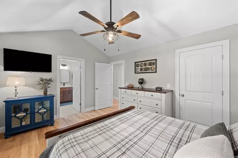 17 Brodeur Ave, Webster, MA 01570 photo 18