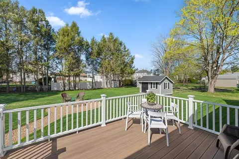 17 Brodeur Ave, Webster, MA 01570 photo 33