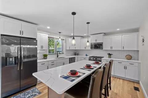 17 Brodeur Ave, Webster, MA 01570 photo 14
