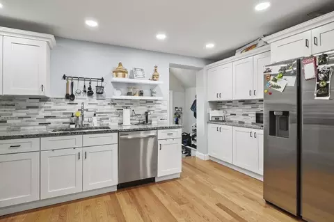 Kitchen - 29 Bennett Ln, Lancaster, MA 01523 photo 2 of 2