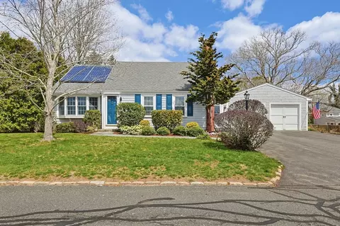 109 Wilson St, Dartmouth, MA 02748