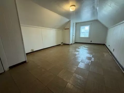 Bedroom - 159 Jefferson Ave, Everett, MA 02149 photo 5 of 5