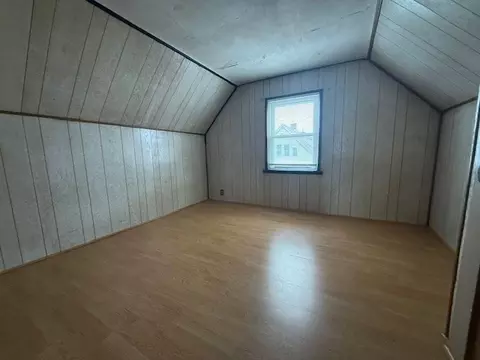 Bedroom - 159 Jefferson Ave, Everett, MA 02149 photo 3 of 5
