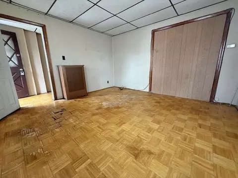 Living - 159 Jefferson Ave, Everett, MA 02149 photo 2 of 5