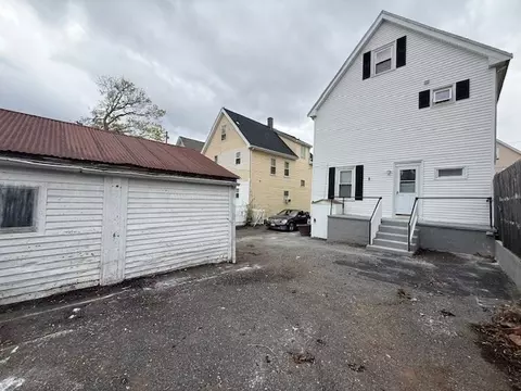 Exterior - 159 Jefferson Ave, Everett, MA 02149 photo 4 of 11
