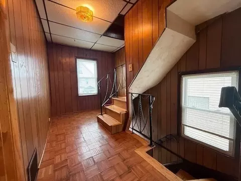 Entry Way - 159 Jefferson Ave, Everett, MA 02149 photo 1 of 2