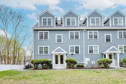 312 Water St #33, Lawrence, MA 01841