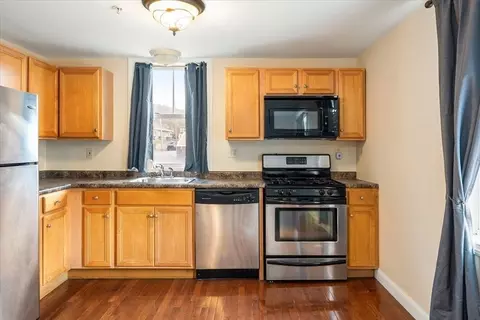 Kitchen - 100 Rogers St #1, Lowell, MA 01852 photo 4 of 6