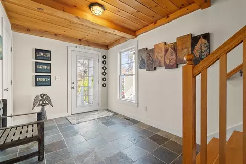 22 Pattison Rd, Webster, MA 01570 photo 2