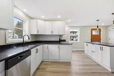63 Charles St, Three Rivers, MA 01080 photo 7