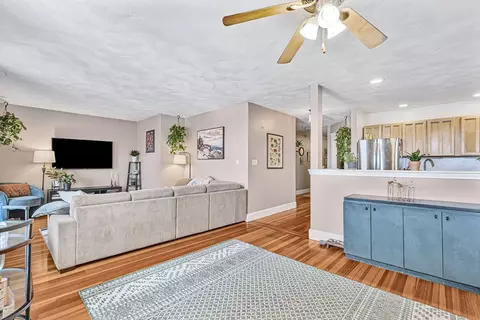 25 South St #4, Boston, MA 02135