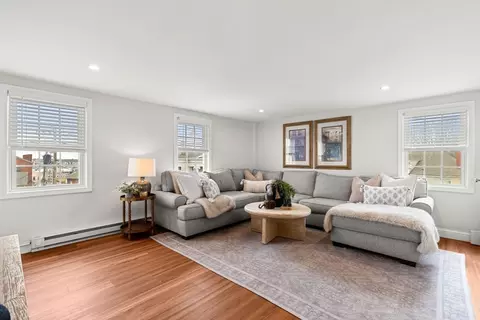 40 Middle St #3A, Gloucester, MA 01930 photo 6