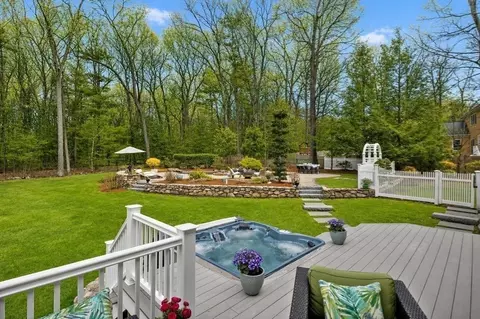 Exterior - 20 Marshall Path, Acton, MA 01720 photo 3 of 6