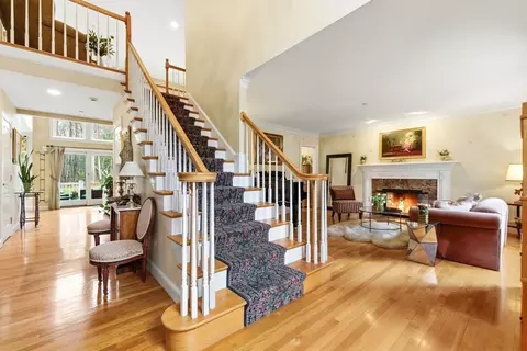 Entry Way - 20 Marshall Path, Acton, MA 01720 photo 2 of 4