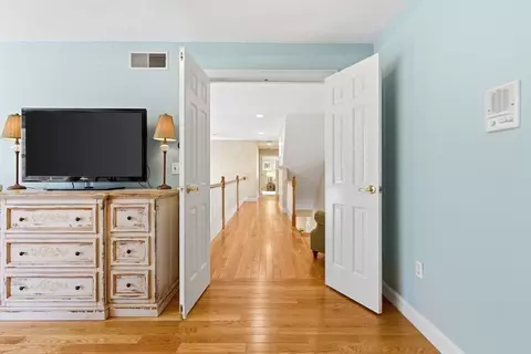 Entry Way - 20 Marshall Path, Acton, MA 01720 photo 4 of 4