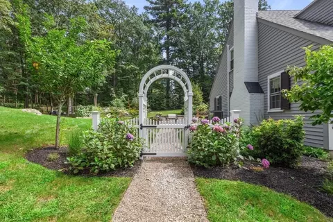 5 Raleigh Rd, Dover, MA 02030 photo 3