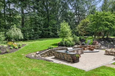 5 Raleigh Rd, Dover, MA 02030 photo 4