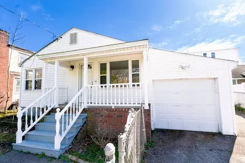 15 Swan Ave, Methuen, MA 01844