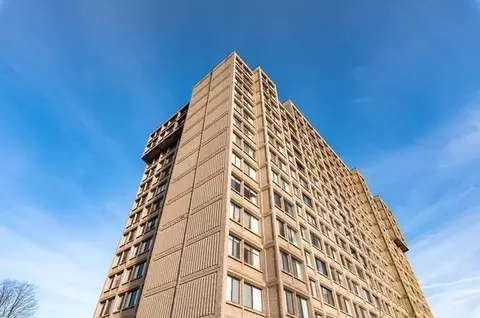 250 Hammond Pond Pkwy #609N, Chestnut Hill, MA 02467