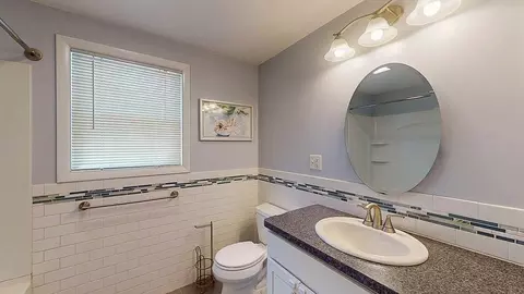 4 Alder St, Worcester, MA 01606 photo 23