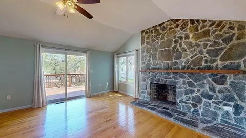 4 Alder St, Worcester, MA 01606 photo 11
