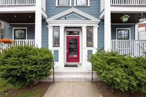 10 Bowdoin St #2, Cambridge, MA 02138