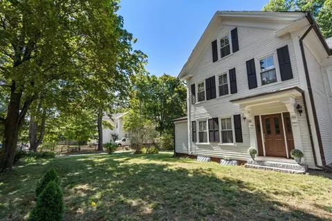 5 Spring St #A, Medfield, MA 02052