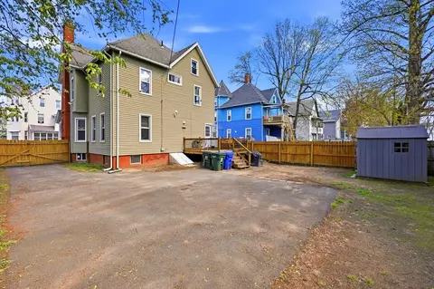 41 Euclid Ave, Springfield, MA 01108 photo 33