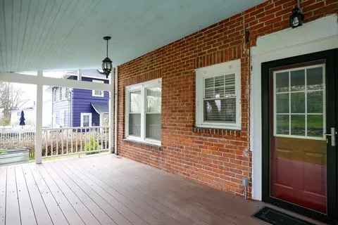 Exterior - 22 Longfellow Rd, Worcester, MA 01602 photo 3 of 3