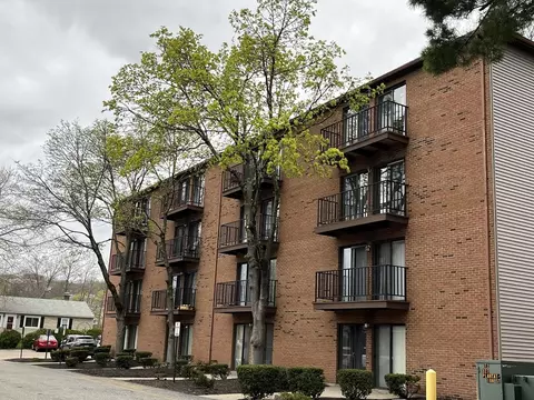 327 Plantation St #312, Worcester, MA 01604