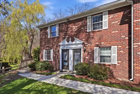 1301 Windsor Dr #1301, Framingham, MA 01701