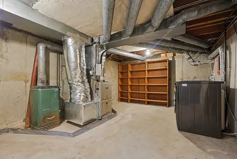453 E 5th St, Boston, MA 02127 photo 16