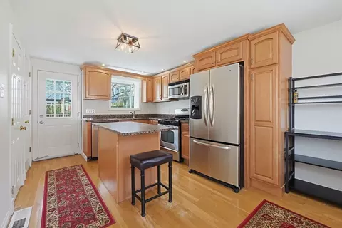 453 E 5th St, Boston, MA 02127 photo 7