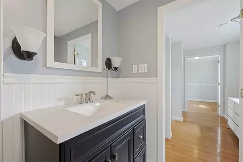 453 E 5th St, Boston, MA 02127 photo 14