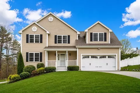 77 West St, Wilmington, MA 01887