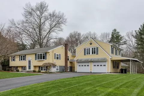 46 Puritain Dr, Hanson, MA 02341