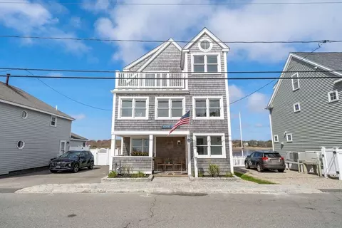 113 Bay Ave, Marshfield, MA 02050