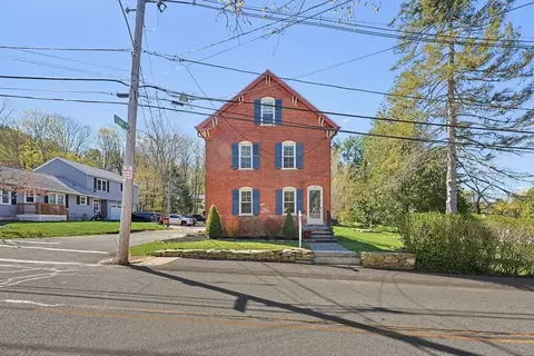 44 Clark St, Spencer, MA 01562