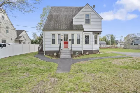 57 Battery St, Abington, MA 02351
