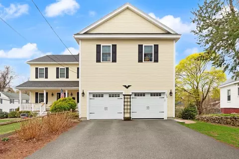 303 Haven St #303, Reading, MA 01867