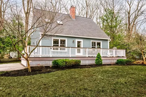 40 Noel Dr, Ashburnham, MA 01430