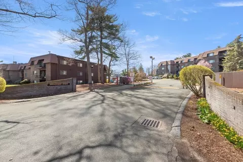 9 Thomas St #C2, Saugus, MA 01906