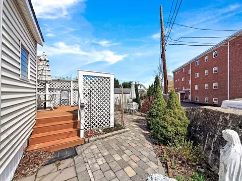 Exterior - 14 Oak Ter, Everett, MA 02149 photo 9 of 11